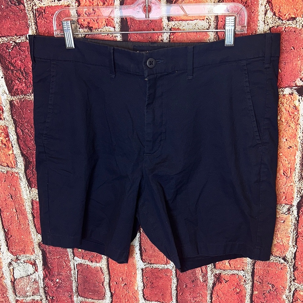 Abercrombie & Fitch Navy Stretch men’s Shorts Size 36